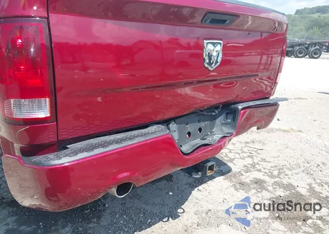 2013 Ram 1500 Express z USA, uszkodzony, nr VIN 1C6RR6FT6DS638935